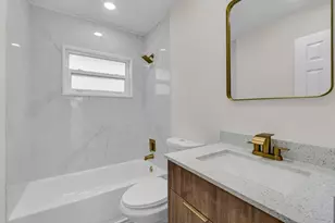 3905 E Woodscape Dr, Miramar, FL 33023 - Photo 21