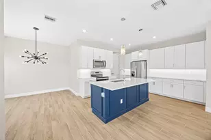 3542 NW Solange Ct, Jensen Beach, FL 34957 - Photo 3