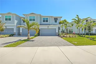 3542 NW Solange Ct, Jensen Beach, FL 34957 - Photo 5
