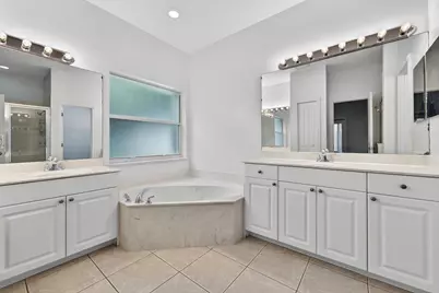 631 NE Muskrat Run, Port Saint Lucie, FL 34983 - Photo 15