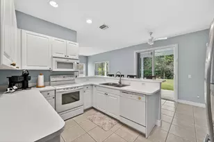 631 NE Muskrat Run, Port Saint Lucie, FL 34983 - Photo 11