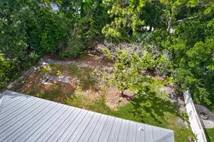631 NE Muskrat Run, Port Saint Lucie, FL 34983 - Photo 25