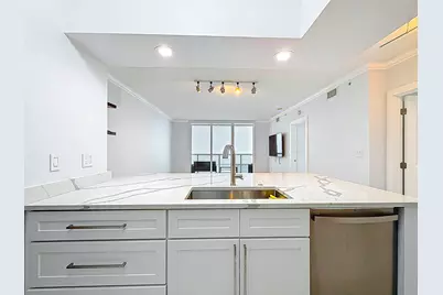347 N New River Dr Drive E #706, Fort Lauderdale, FL 33301 - Photo 9