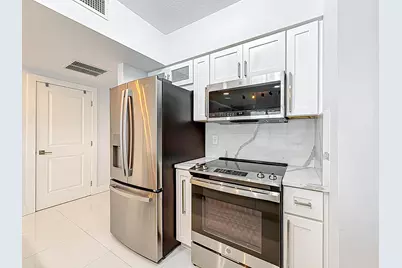 347 N New River Dr Drive E #706, Fort Lauderdale, FL 33301 - Photo 11