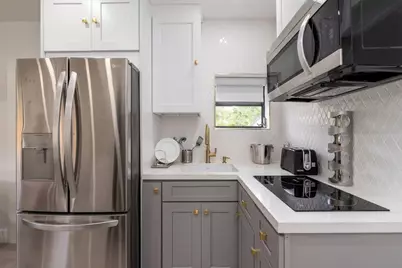 2541 NE 181st Street #C, North Miami Beach, FL 33160 - Photo 5