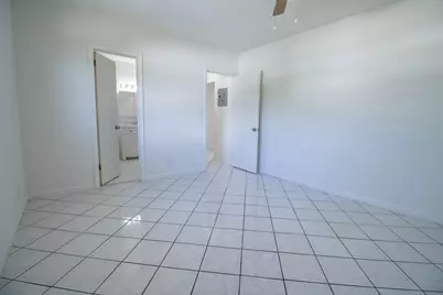 2537 Lincoln Street #14, Hollywood, FL 33020 - Photo 11
