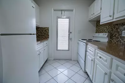 2537 Lincoln Street #14, Hollywood, FL 33020 - Photo 5