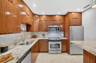 1426 NE 17th Ave, Fort Lauderdale, FL 33304 - Photo 13