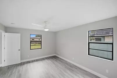 765 SE Floresta Drive, Port Saint Lucie, FL 34983 - Photo 25