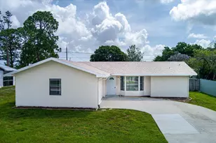 765 SE Floresta Dr, Port Saint Lucie, FL 34983 - Photo 3