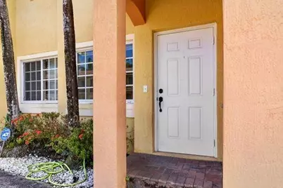 330 SW 2nd Avenue #14, Hallandale Beach, FL 33009 - Photo 5