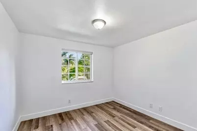 330 SW 2nd Avenue #14, Hallandale Beach, FL 33009 - Photo 29