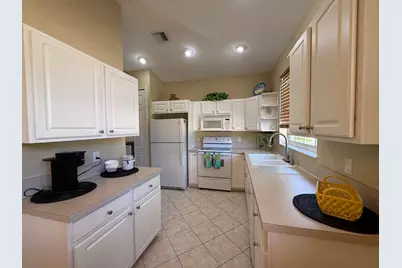 8408 Mulligan Circle, Port Saint Lucie, FL 34986 - Photo 7