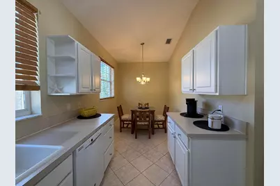 8408 Mulligan Circle, Port Saint Lucie, FL 34986 - Photo 7