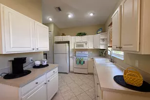 8408 Mulligan Cir, Port Saint Lucie, FL 34986 - Photo 7