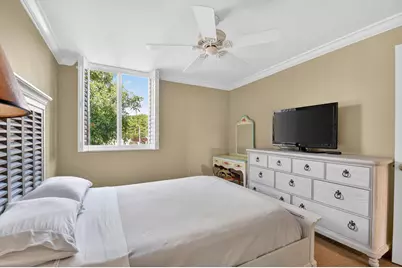 104 Half Moon Circle #D2, Hypoluxo, FL 33462 - Photo 31