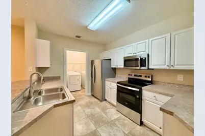 5015 Fairways Circle #107, Vero Beach, FL 32967 - Photo 7