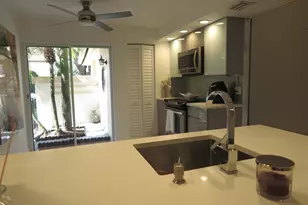 7875 La Mirada Dr, Boca Raton, FL 33433 - Photo 11