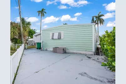 8517 SW 16th Place, Davie, FL 33324 - Photo 9