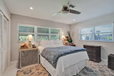 1916 NE 24th Street, Wilton Manors, FL 33305 - Photo 29
