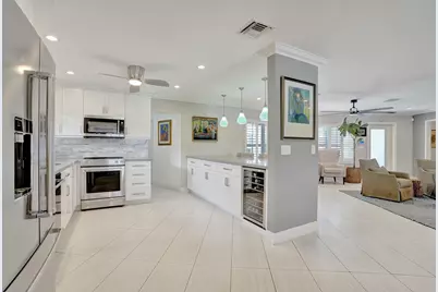 1916 NE 24th Street, Wilton Manors, FL 33305 - Photo 13