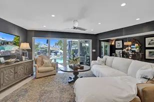 1916 NE 24th St, Wilton Manors, FL 33305 - Photo 9