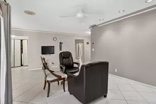 2808 S Carambola Cir Circle S, Coconut Creek, FL 33066 - Photo 5