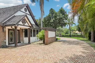 14900 Stirrup Ln, Wellington, FL 33414 - Photo 55