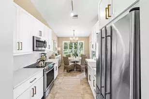 17061 Emile St, Boca Raton, FL 33487 - Photo 9