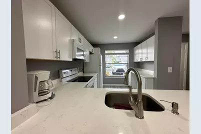 139 Deerfield Court, Jupiter, FL 33458 - Photo 5