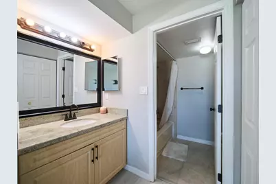 13201 Glenmoor Drive, West Palm Beach, FL 33409 - Photo 17