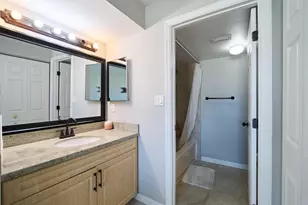 13201 Glenmoor Dr, West Palm Beach, FL 33409 - Photo 17