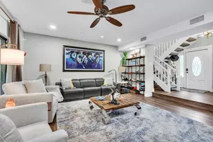 2057 Maplewood Dr, Coral Springs, FL 33071 - Photo 3