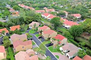 2057 Maplewood Dr, Coral Springs, FL 33071 - Photo 39
