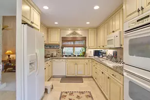 13588 Cross Pointe Dr, Palm Beach Gardens, FL 33418 - Photo 9