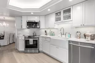 5200 N Ocean Dr, Singer Island, FL 33404 - Photo 23