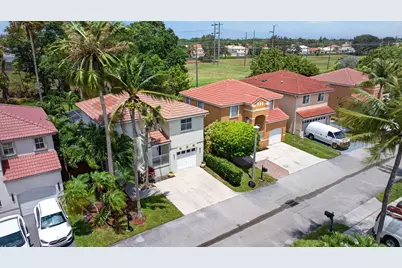 3083 W Buena Vista Drive, Margate, FL 33063 - Photo 37