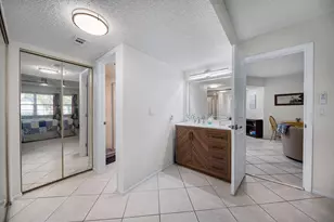 1507 SE Royal Green Cir, Port Saint Lucie, FL 34952 - Photo 9