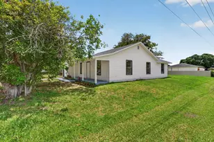 2575 1st Pl, Vero Beach, FL 32962 - Photo 17