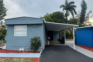 2000 N Congress Ave, West Palm Beach, FL 33409 - Photo 1