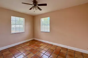 1601 NE 47th St, Pompano Beach, FL 33064 - Photo 11