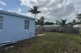 1601 NE 47th St, Pompano Beach, FL 33064 - Photo 35