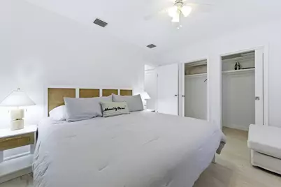 221 Princeton Drive, Lake Worth, FL 33460 - Photo 11