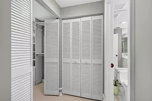 300 SE 5th Ave, Boca Raton, FL 33432 - Photo 29