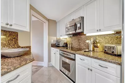 300 SE 5th Avenue #6160, Boca Raton, FL 33432 - Photo 9