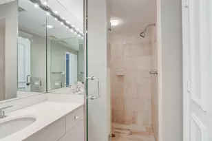 300 SE 5th Ave, Boca Raton, FL 33432 - Photo 25