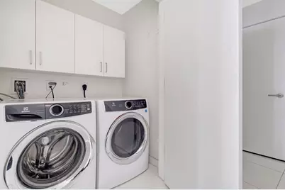 851 NE 1st Avenue #1604, Miami, FL 33132 - Photo 23
