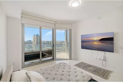 851 NE 1st Avenue #1604, Miami, FL 33132 - Photo 11