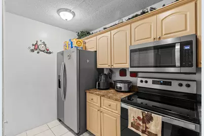 3100 NW 46th Street #107, Oakland Park, FL 33309 - Photo 7