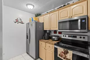3100 NW 46th St, Oakland Park, FL 33309 - Photo 7
